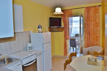 kitchen, dining room, sea view