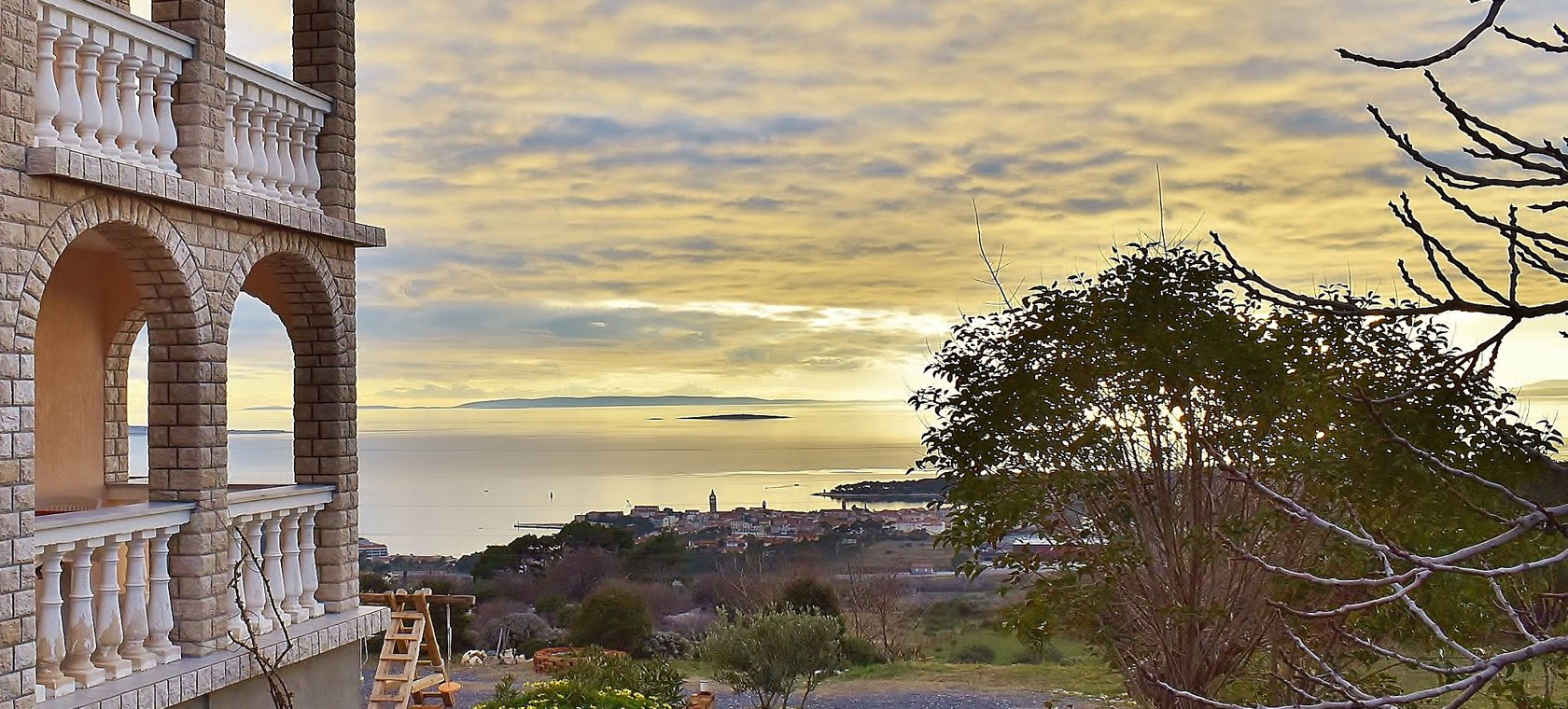 old town Rab panorama, view from the garden